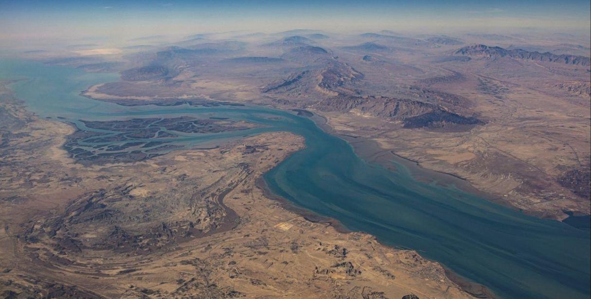 与特朗普观点相左 英国称伊朗可能已经开始在霍尔木兹海峡布雷