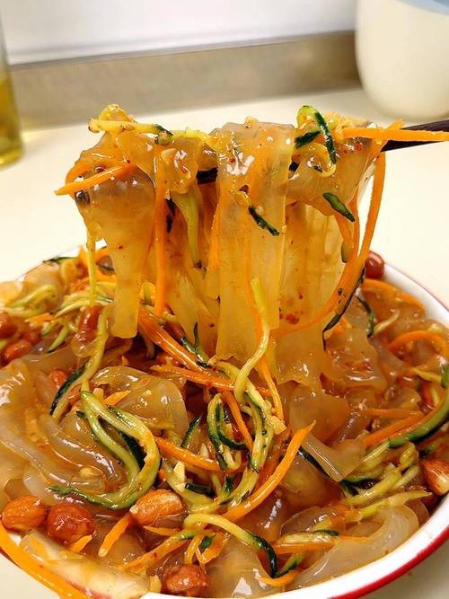 东北大拉皮的做法(东北大拉皮的做法凉拌)