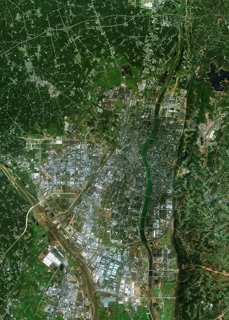 卫星地图查询（卫星地图查询农村用地）